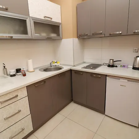 Luxury - With Balcony 12 And 12a *