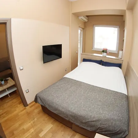 Luxury - With Balcony 12 And 12a Daire *