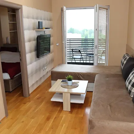 Apartment Luxury - With Balcony 12 And 12a *