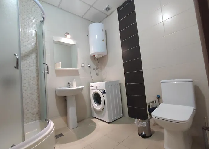 Luxury - With Balcony 12 And 12a *