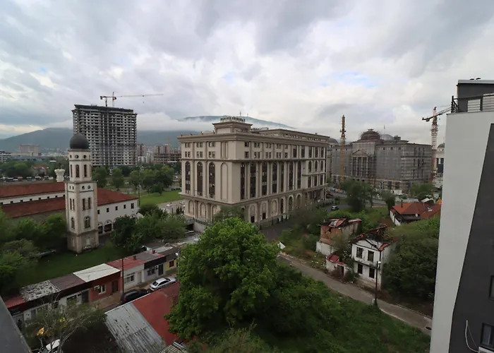 Luxury - With Balcony 12 And 12a *