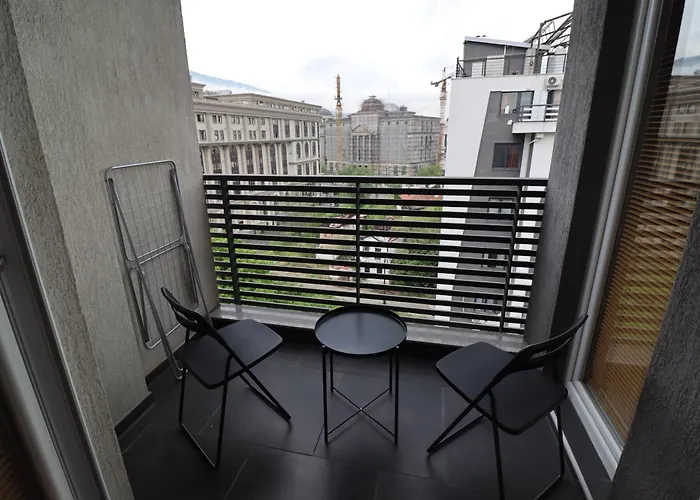 Luxury - With Balcony 12 And 12a