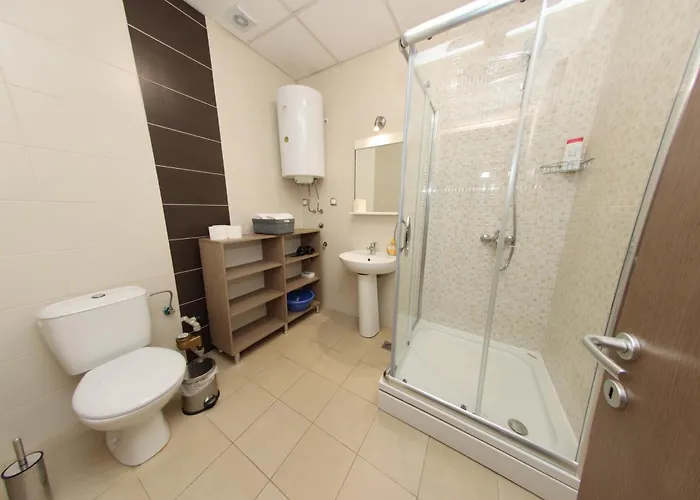 Luxury - With Balcony 12 And 12a